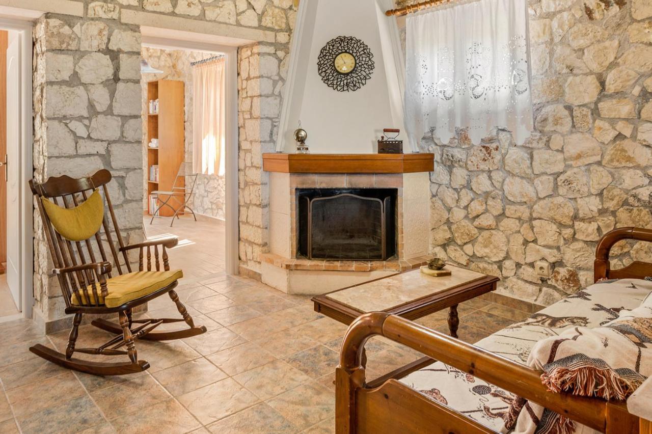 Stone House In Olive Grove - Former Denis Stone Villa Trapezaki  Exterior photo