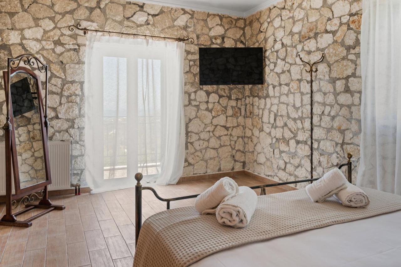 Stone House In Olive Grove - Former Denis Stone Villa Trapezaki  Exterior photo